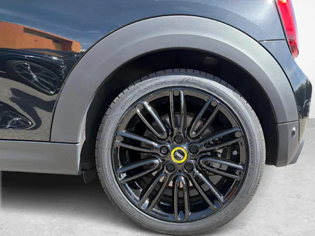 Mini F56 Cooper SE