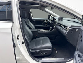 https://vehicle.imgix.net/4317539/1e0733cd-eecd-4236-a136-02897e102e56.jpg