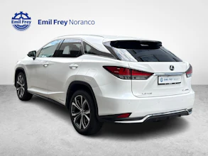 https://vehicle.imgix.net/4317539/34f98b71-699c-443e-9d06-27b29d9cd01d.jpg