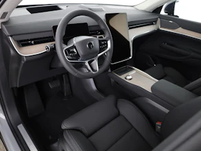 https://vehicle.imgix.net/4317551/0a39f7c6-4ccd-40fe-b8c9-5b2c41cc8cde.jpg