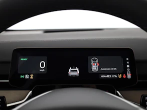 https://vehicle.imgix.net/4317551/8d11628f-fe02-4fe3-9175-ade4f0927ee9.jpg