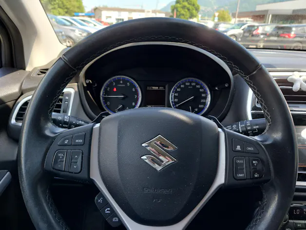 Suzuki SX4 S-Cross 1.4 T Generation Hybrid 4x4