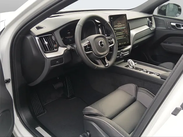Volvo XC60 2.0 B5 MH Black Edition AWD