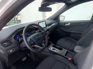 FORD Kuga 2.5 Hybrid ST-Line 4x4