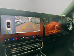 https://vehicle.imgix.net/4317627/9d37de2f-ebf1-4b58-8a04-42508ecf2391.jpg