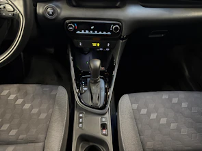 Fahrzeugbild TOYOTA Yaris 1.5 VVT-i HSD Trend