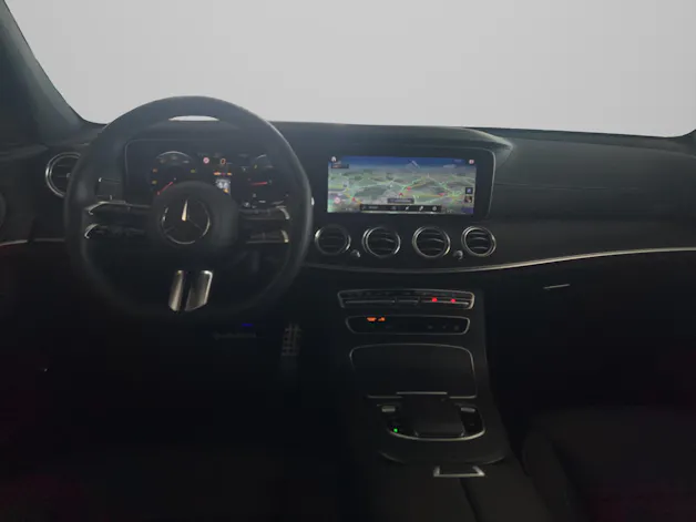 Mercedes-Benz E 220 d AMG Line 4matic Kombi