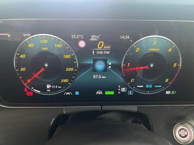 Mercedes-Benz E 220 d AMG Line 4matic Kombi
