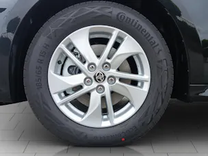 Toyota Yaris 1.5 VVT-i HSD Comfort
