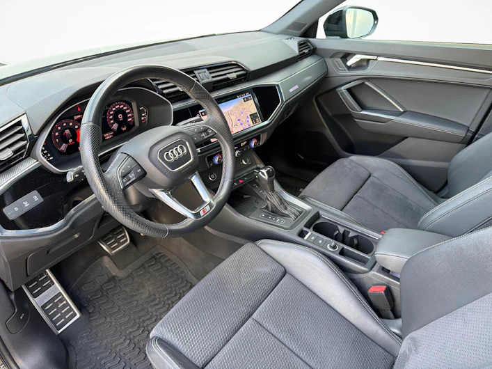 immagine del veicolo AUDI Q3