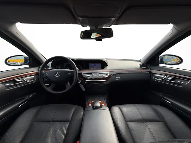 Mercedes-Benz S 500 V8