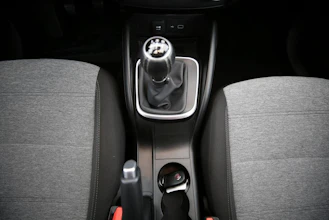 https://vehicle.imgix.net/4317813/a59b8c2a-3d7d-4b6c-96ed-dcb1ffbb1952.jpg