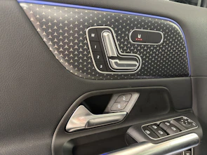 immagine del veicolo MERCEDES-BENZ GLA 250 Swiss Star AMG Line 4matic