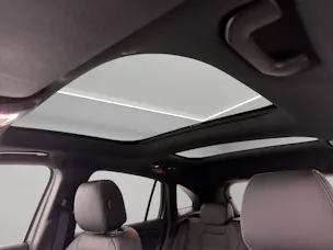 Mercedes-Benz GLA 250 Swiss Star AMG Line 4matic