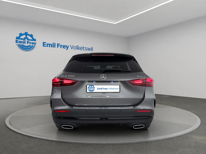 immagine del veicolo MERCEDES-BENZ GLA 250