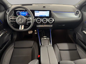 immagine del veicolo MERCEDES-BENZ GLA 250 Swiss Star AMG Line 4matic