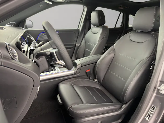 Mercedes-Benz GLA 250 Swiss Star AMG Line 4matic