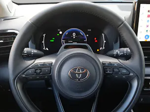 Toyota Yaris 1.5 VVT-i HSD Trend