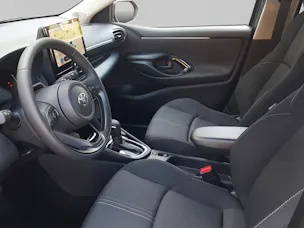 Toyota Yaris 1.5 VVT-i HSD Trend