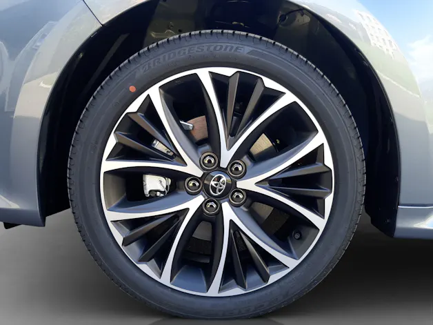 Toyota Yaris 1.5 VVT-i HSD Trend