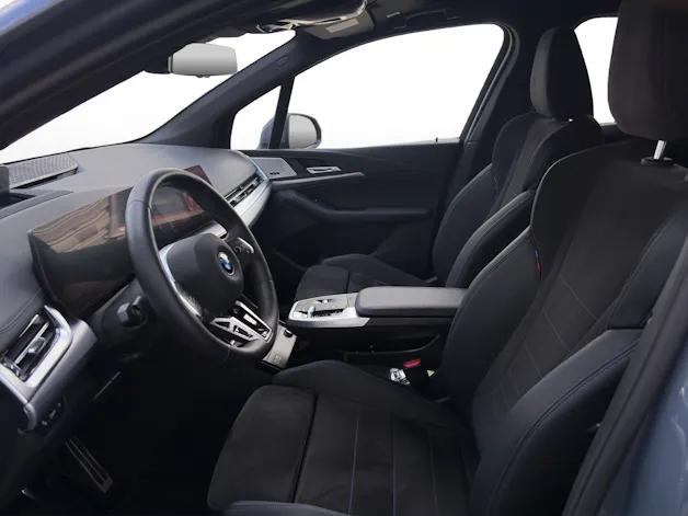 BMW 230e xDrive paddles Active Tourer
