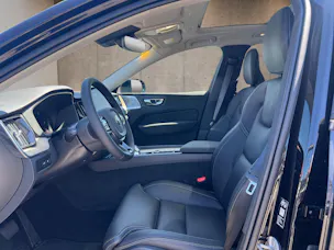 VOLVO XC60 2.0 T8 TE Ultra Dark eAWD