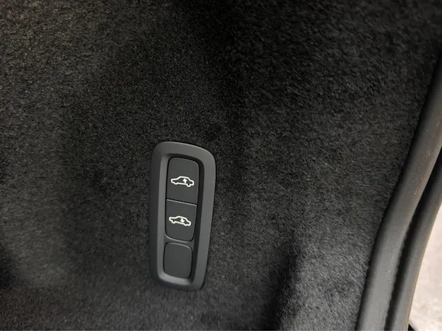 Volvo XC60 2.0 T8 TE Ultra Dark eAWD