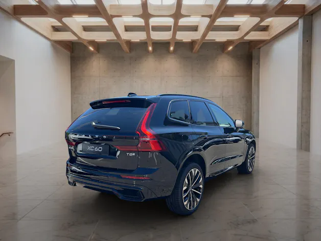 VOLVO XC60 2.0 T8 TE Ultra Dark eAWD