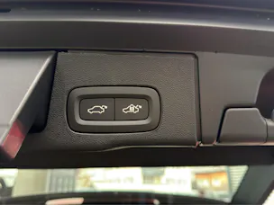 Volvo XC60 2.0 T8 TE Ultra Dark eAWD