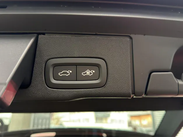 Volvo XC60 2.0 T8 TE Ultra Dark eAWD