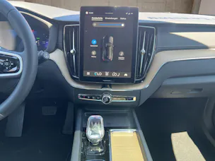 VOLVO XC60 2.0 T8 TE Ultra Dark eAWD