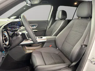 MERCEDES-BENZ GLB 220 4matic