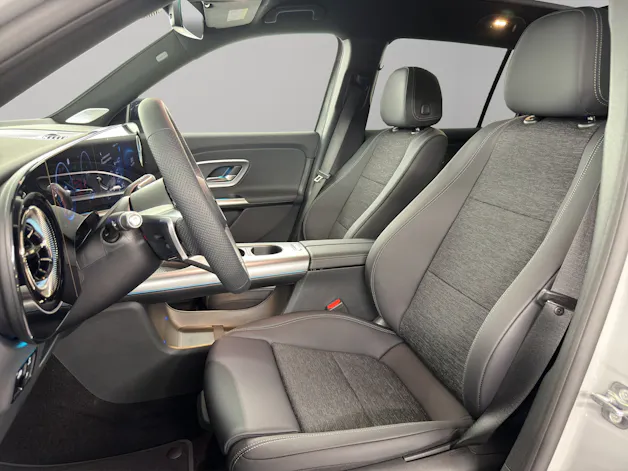 MERCEDES-BENZ GLB 220 4matic