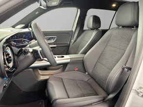 https://vehicle.imgix.net/4317898/8282c90c-e34c-4df7-9a16-fa44cee4d5a5.jpg