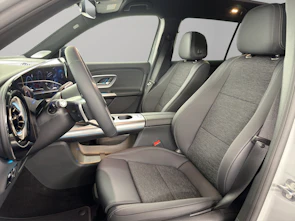 Fahrzeugbild MERCEDES-BENZ GLB 220 4matic