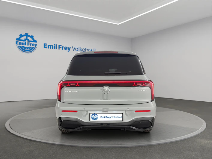 image du véhicule MERCEDES-BENZ GLB 220