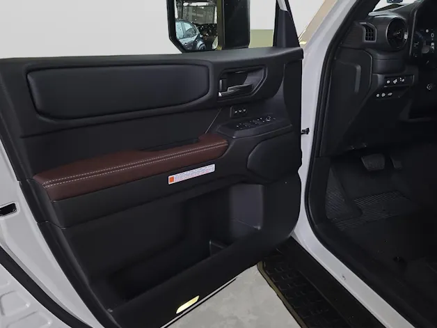 Toyota Land Cruiser 2.8 D 48V Invincible