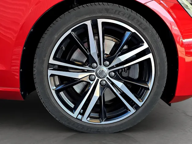 Volvo S60 2.0 T5 R-Design AWD