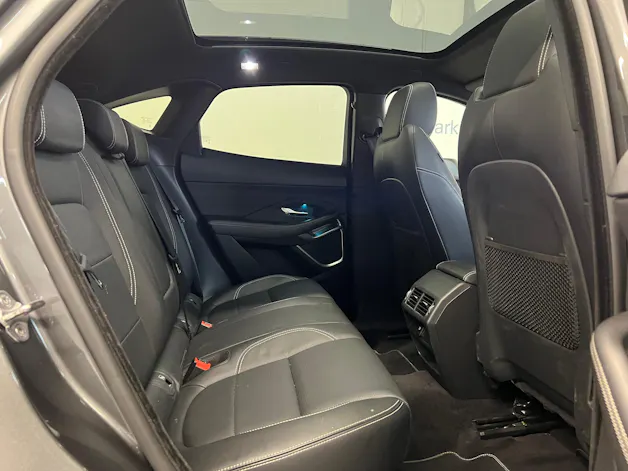 Jaguar E-Pace 2.0 T 250 R-Dynamic HSE AWD