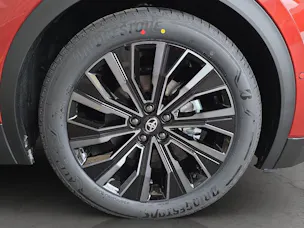 Toyota C-HR+ Premium AWD