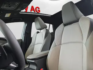 Toyota C-HR+ Premium AWD