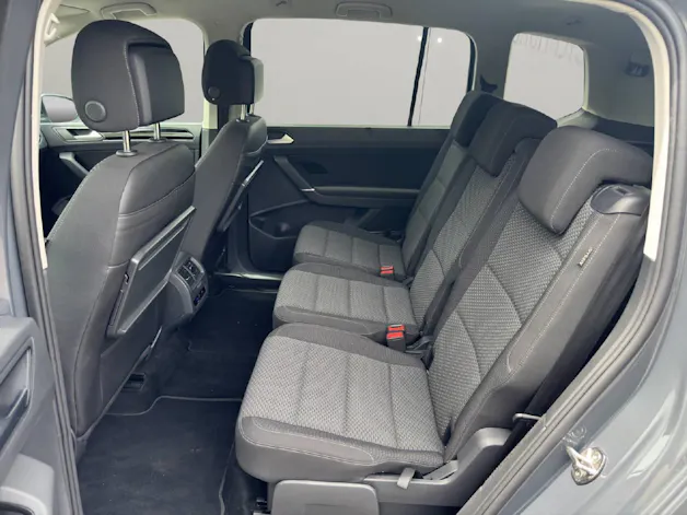 VW Touran 1.5 TSI Comfortline DSG 7 Sitzer