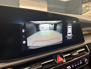 https://vehicle.imgix.net/4318025/e4d707d5-5883-4dcb-b827-e3d3a680c38f.jpg