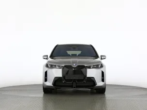 BMW iX xDrive60