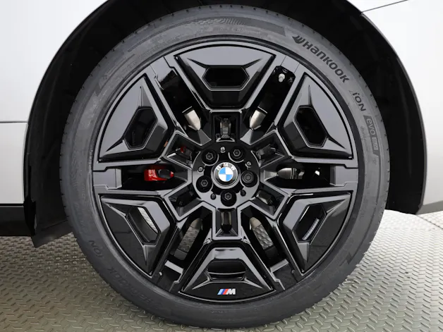 BMW iX xDrive60