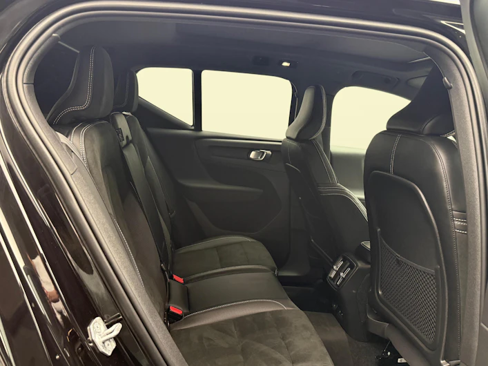 image du véhicule VOLVO XC40