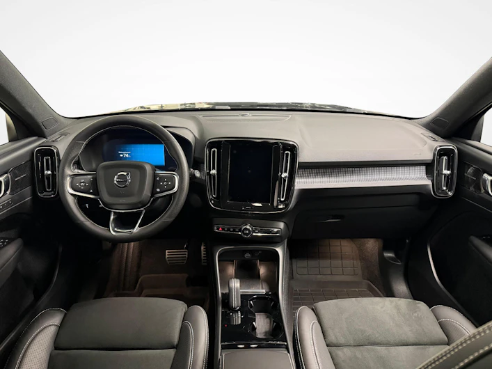 image du véhicule VOLVO XC40