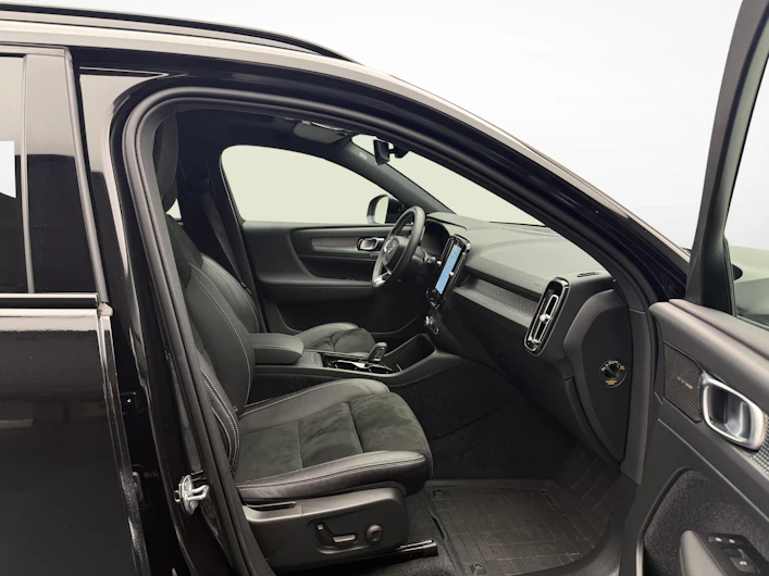 image du véhicule VOLVO XC40