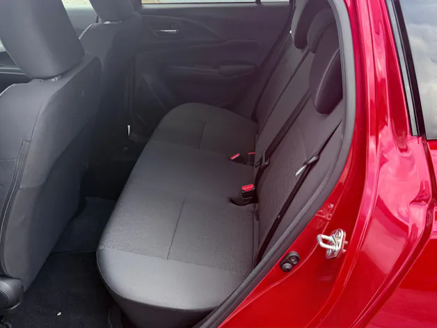 Suzuki Swift 1.2 Sakura Hybrid