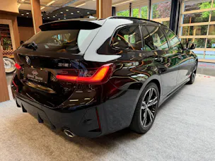 BMW 318i  M-Sport Touring